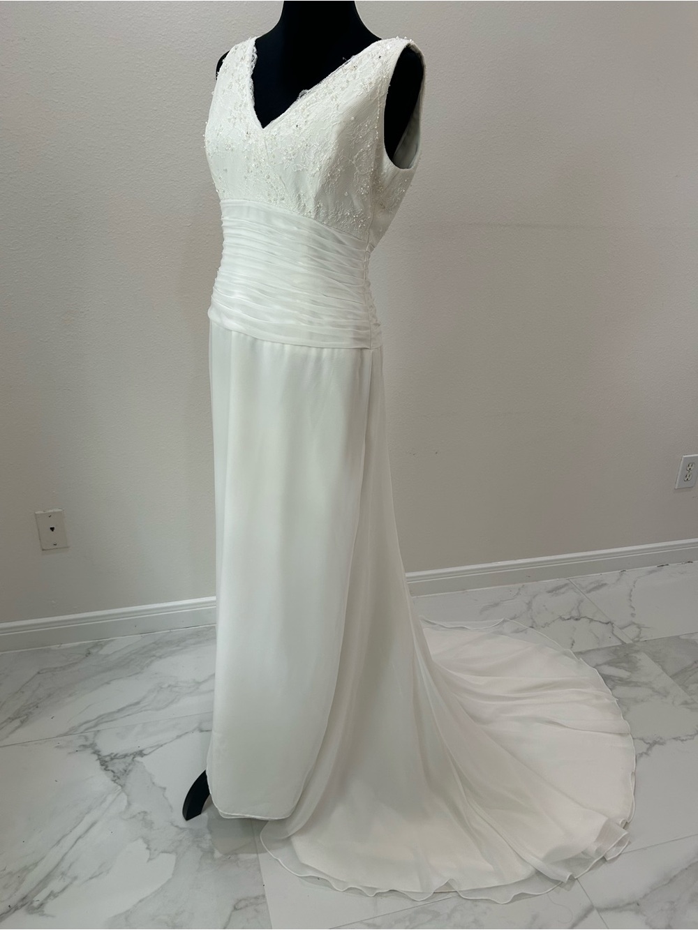 Jasmine Collection White V-Neck Sleeveless Wedding Gown With Small Train Size 10